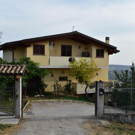 La Villa In Campagna Città Sant'Angelo Eksteriør billede